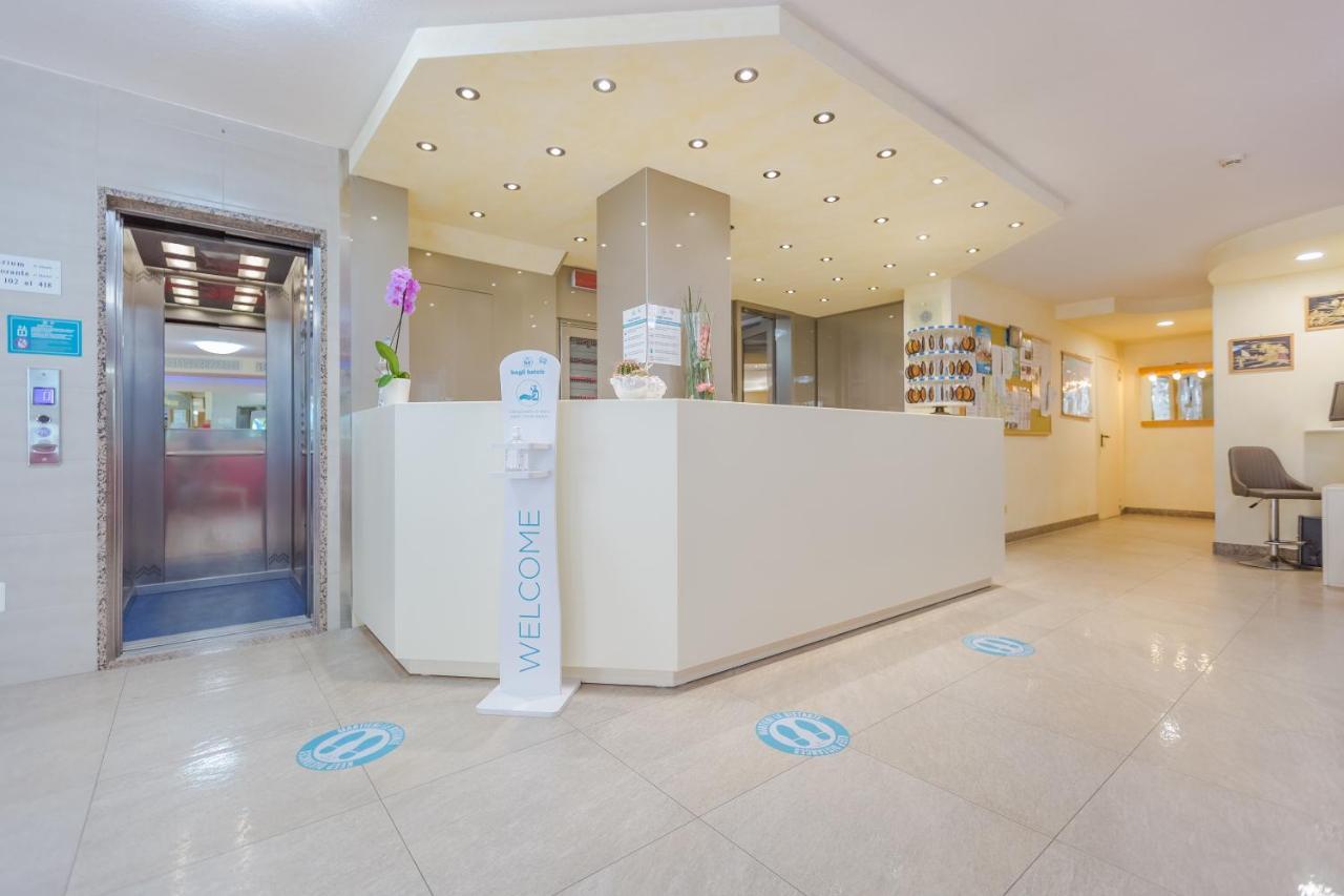 Hotel Bagli Ріміні Екстер'єр фото